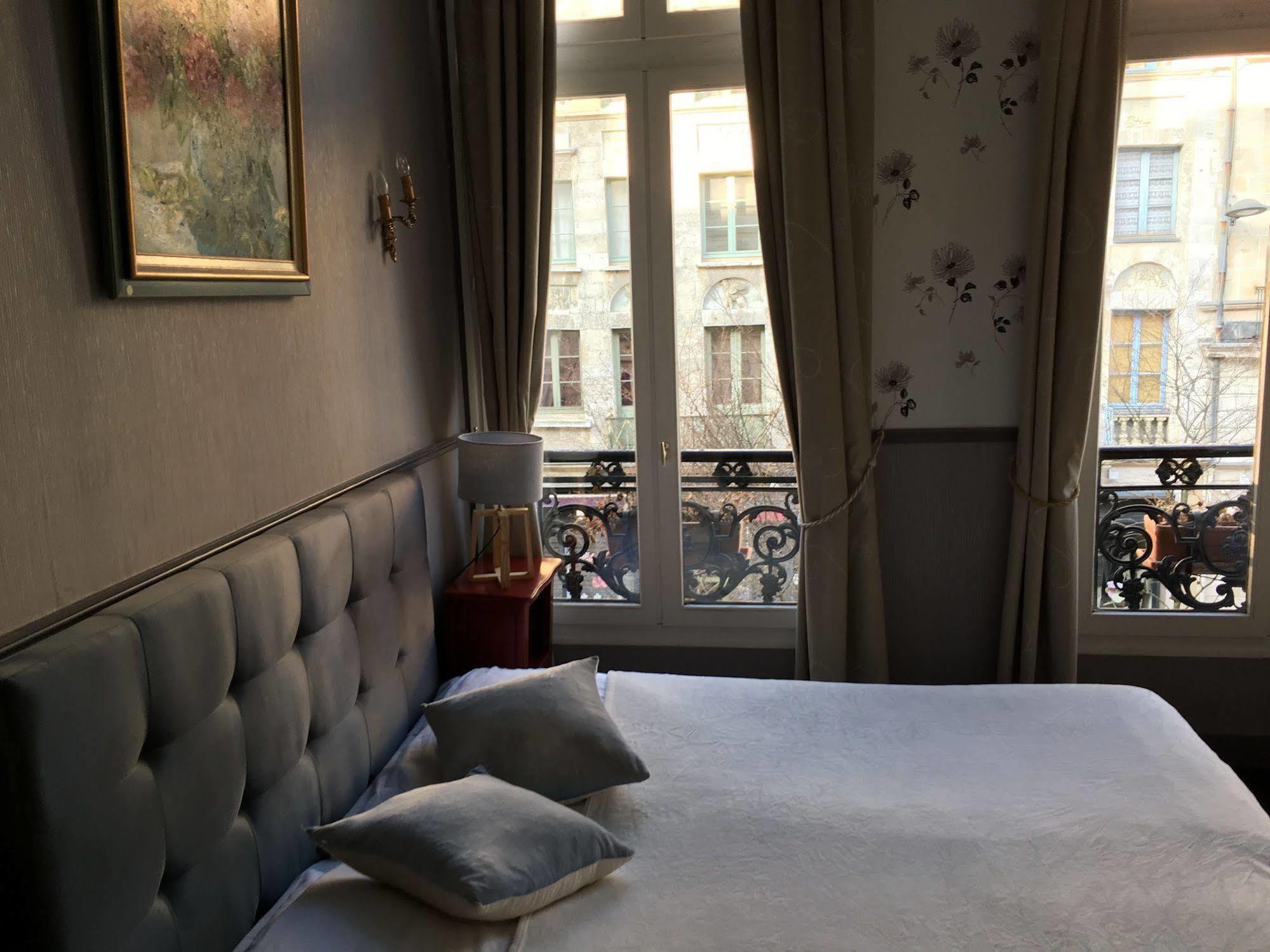 Hotel Des Carmes - Rouen Exteriör bild